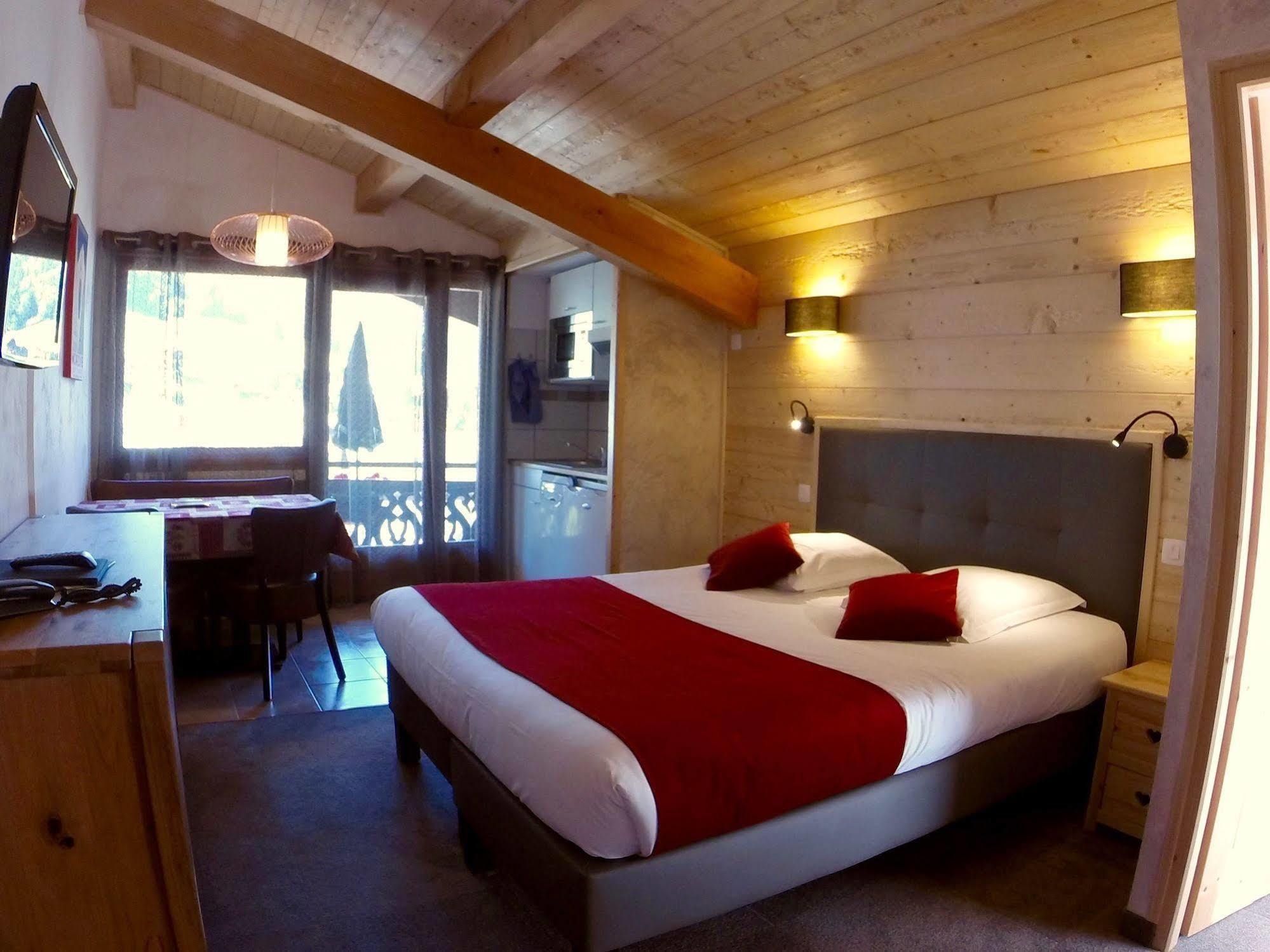 Hotel Les Cotes, Residence Loisirs Et Chalets Morzine Kültér fotó